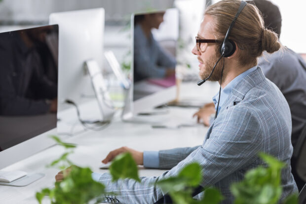 Dynamics 365 Contact Center Dynamics 365 Contact Center